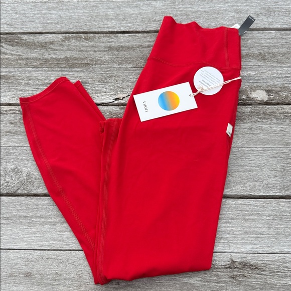 Vuori Pants - Vuori AllTheFeels Legging size Medium CHERRY RED Women's  NWT 🍒